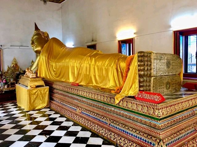 วัดปรมัยยิกาวาส เที่ยววัดไหว้พระ เกาะเกร็ด