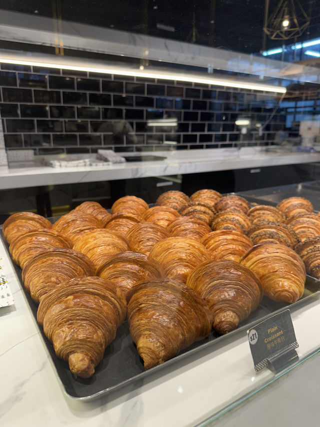 尖沙咀新開麵包舖x咖啡店