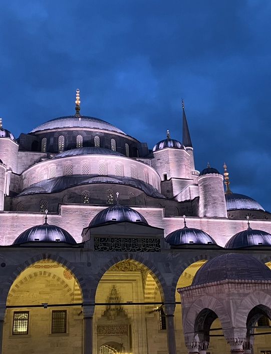 Blue Mosque: A Place of Peace and Beauty