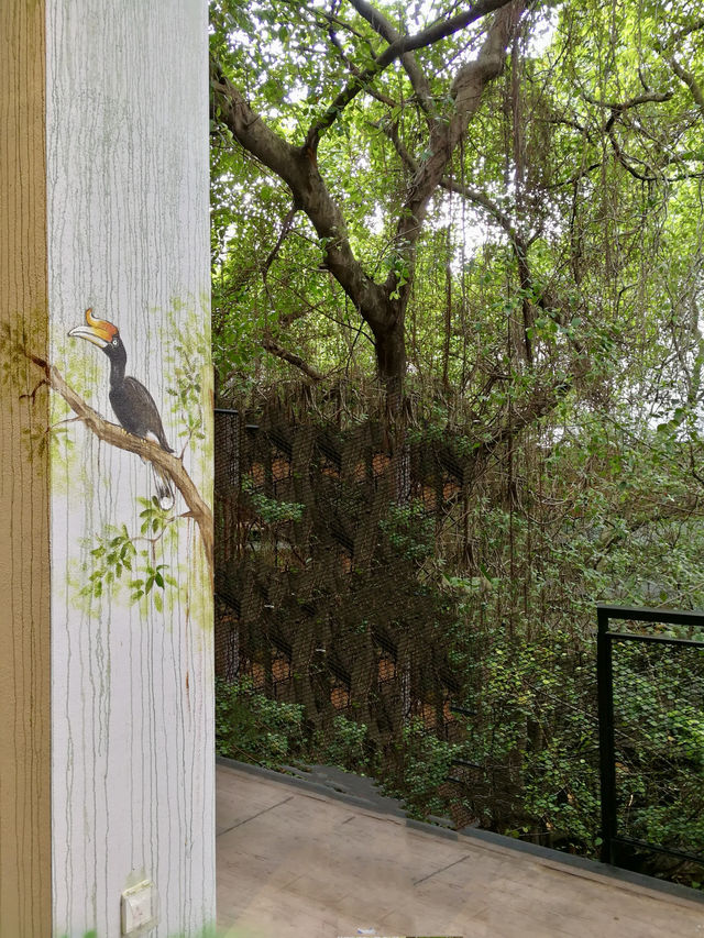 Urban Oasis Where Nature and Creativity Collide: The LINC KL