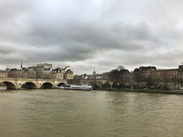 🇫🇷The Serene Seine River in Paris🇫🇷