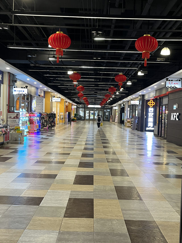 太平洋百貨潮州驛站商場