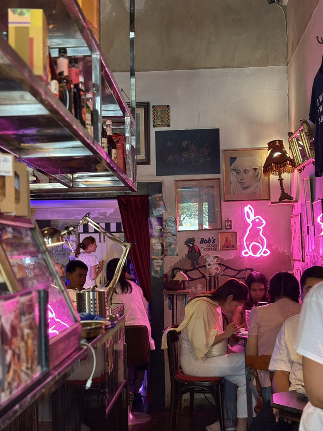 A Pink Rabbit + Bob ท่าเตียน