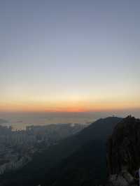 震撼的獅子山之日落🌅，讓人流連忘返的夜景🌃