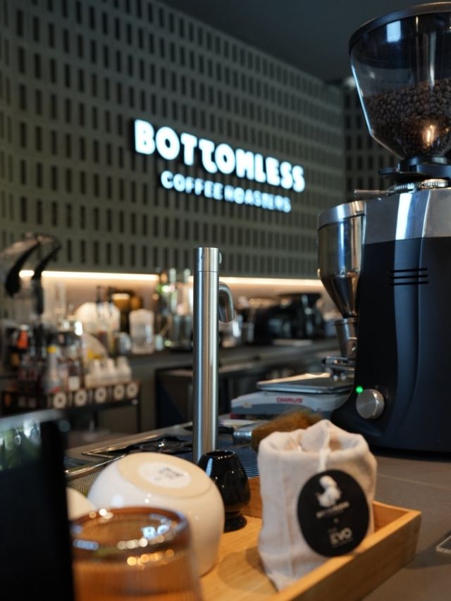 🍵 Bottomless Pattanakarn road