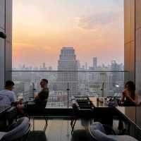 Rooftop bar สุดชิล วิวใจกลางเมือง โซนสุขุมวิท กทม.