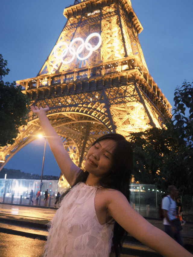 Eiffel Tower: The Icon of Paris 🇫🇷