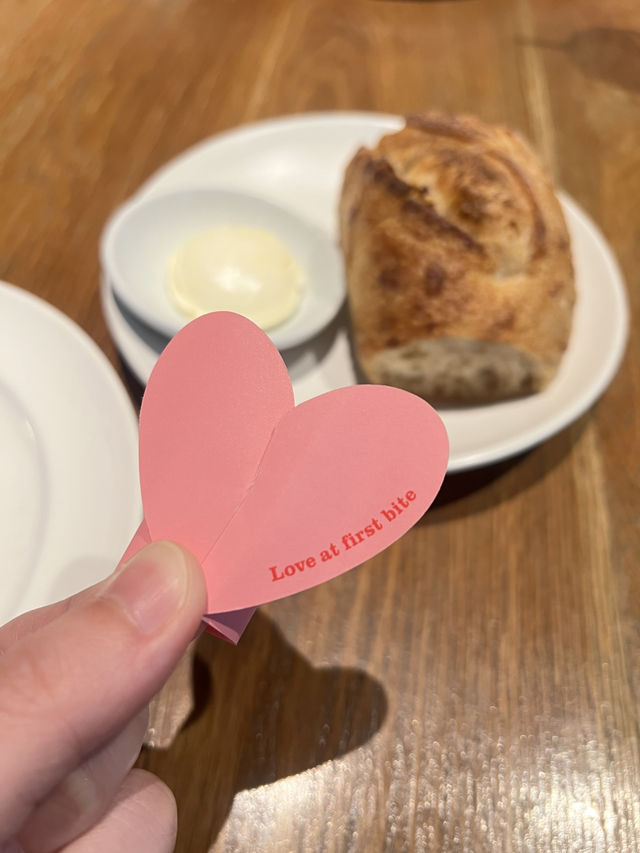 ROAST 🍽️ ร้าน brunch กรุงเทพ อร่อย บรรยากาศดี