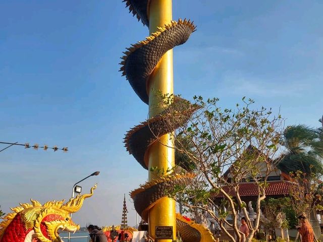 สะพานมิตรภาพไทยลาวแห่งที่สอง