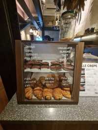 Artisanal Brews at Feeka Coffee Roasters