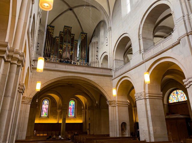 【街の象徴・2本の塔】グロスミュンスター ⛪📸