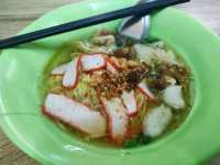 เฮ่งกี่ ต้นตำรับตำนาน 90 ปี บะหมี่โพธาราม
