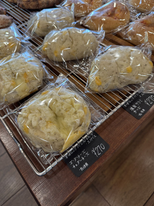 可能是世界一布甸🍮 倉敷美食三連擊｜小豆島醬油拉麵+千年窯烤麵包+微笑布甸 港女深度食評**  