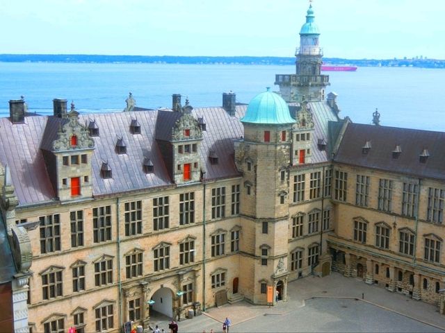 【デンマーク】ハムレットの舞台になった🏰クロンボー城