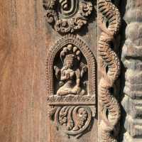 🇳🇵５５窓の宮殿