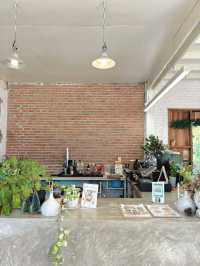 Choo โฮมคาเฟ่ บรรยากาศร่มรื่นที่เพชรบูรณ์
