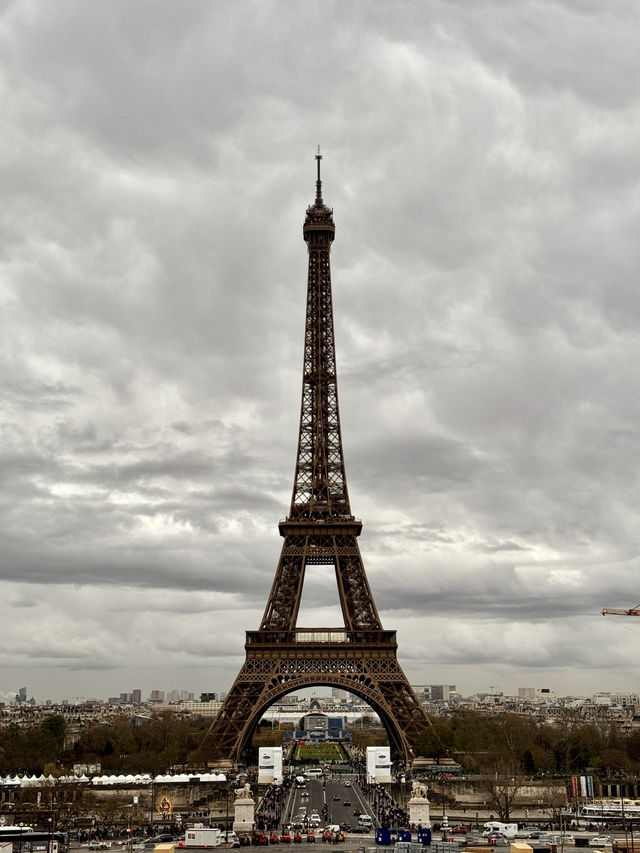 Paris in a Day: Iconic Sights & Magical Delights ✨🇫🇷