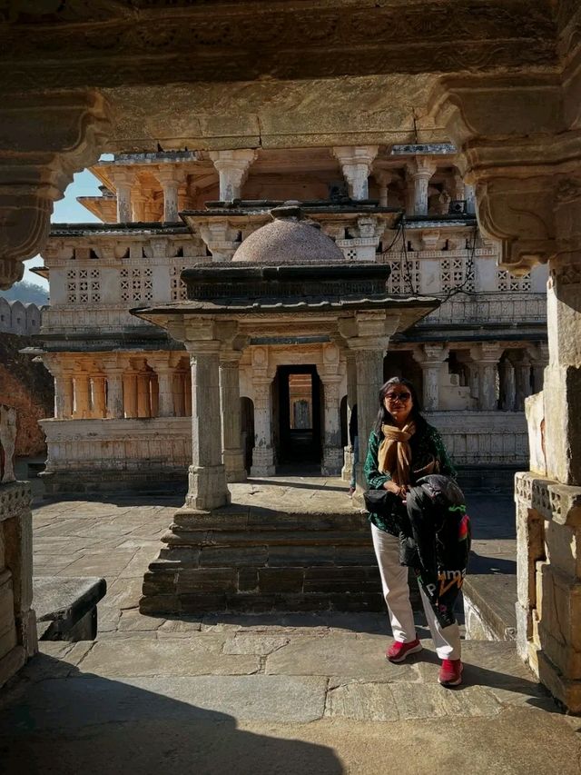 Title: "The Great Wall of India: Discover the Untamed Majesty of Kumbhalgarh Fort"
