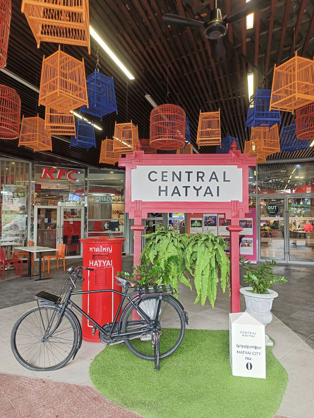 Central Festival Must-Click Spot!