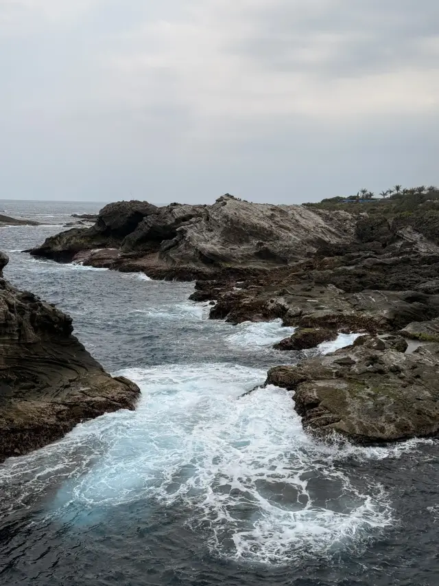 Taiwan Hualien | "Shitiping" showcases the breathtaking craftsmanship of nature.