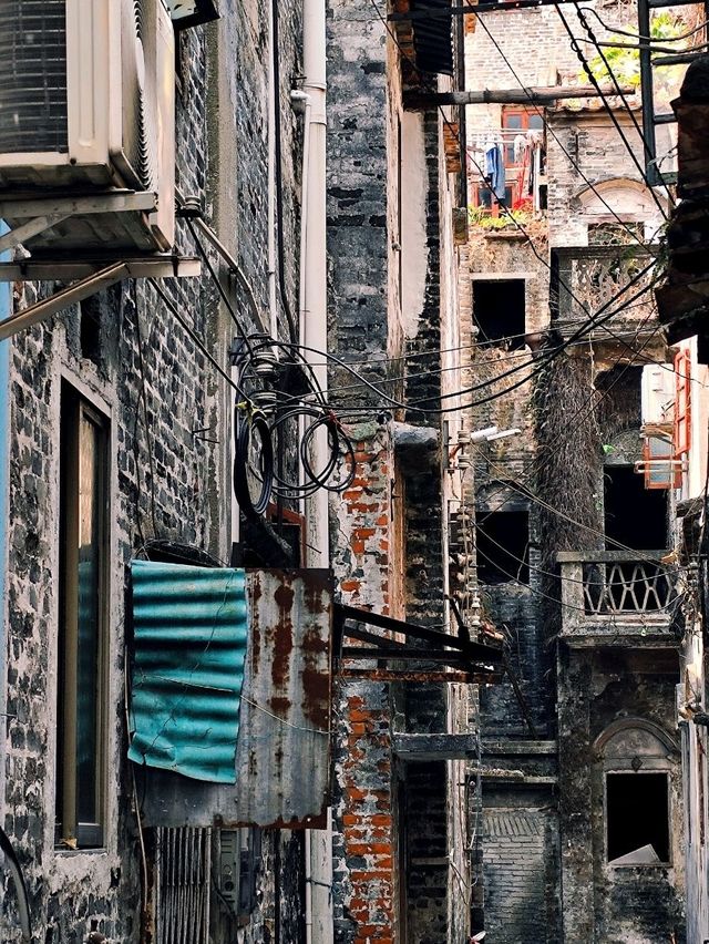 The Hidden Riches & Retro Streets of Guangzhou