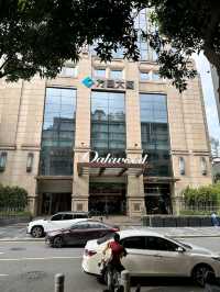 "Your Luxurious Home Away from Home in Guangzhou"