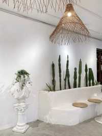 The Hideout Garden Cafe