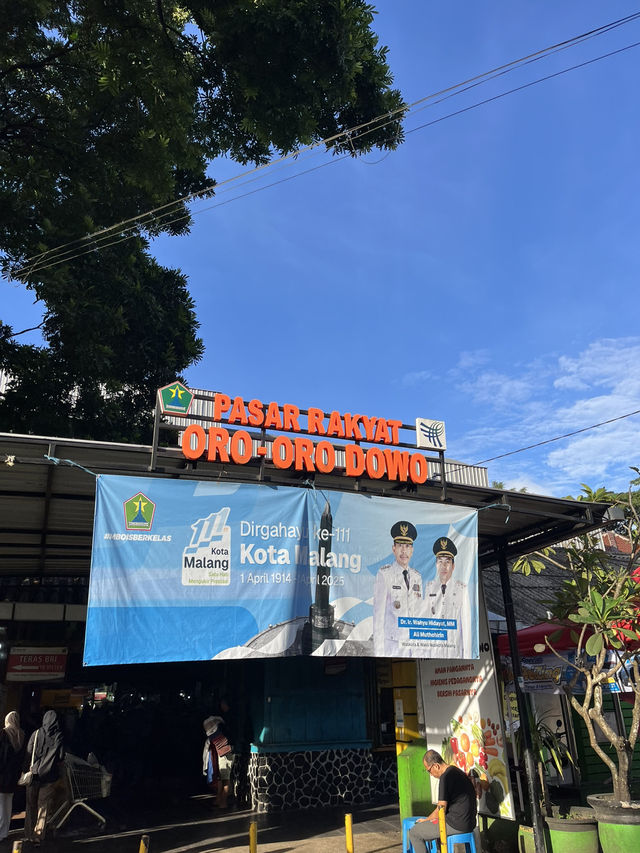Exploring Pasar Oro Oro Dowo, Malang