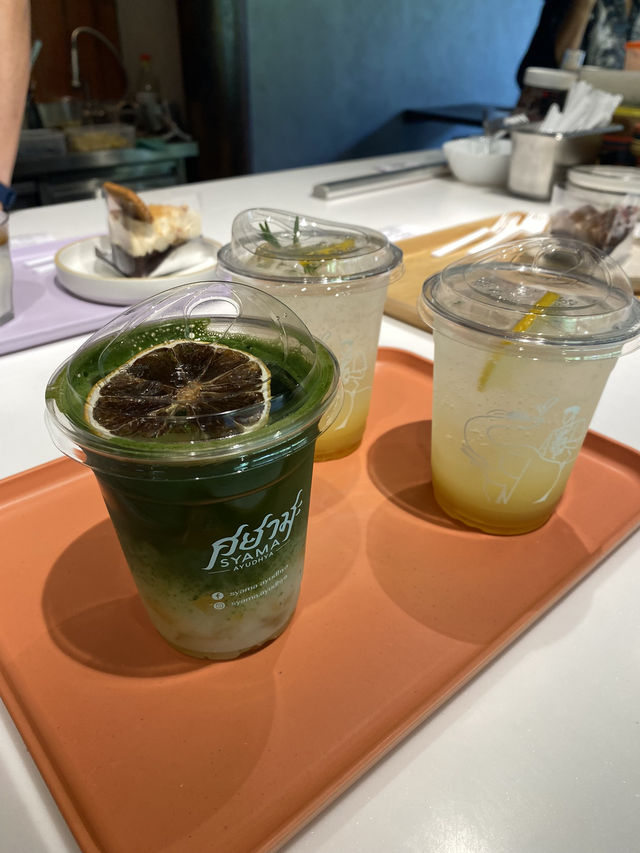 Syama อยุธยา คาเฟ่ริมแม่น้ำ วิววัดแบบปัง ๆ