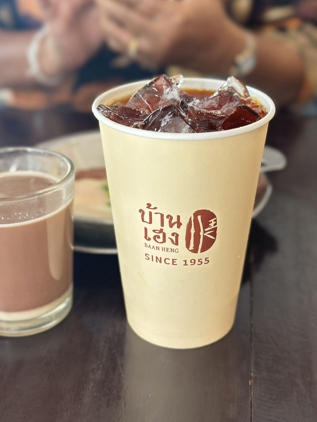 บ้านเฮง ร้านอาหารเช้าและของฝากในเมืองขอนแก่น