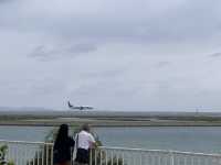 沖繩版聖托里尼！瀨長島絕美海景+飛機近距離掠頂，浪漫爆棚🌊✈️🌅