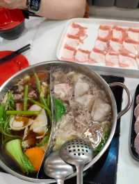 ไปกินบุฟเฟ่ต์สุกี้ตี๋น้อย