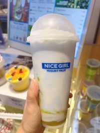 Melaka Must-Try: Nice Girl Yogurt Fruit’s DIY Frozen Yogurt Ice Cream & Smoothies!