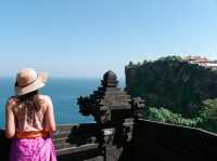 Uluwatu Temple, Bali – Breathtaking Views & Cheeky Monkeys! 🐒🌅🇮🇩