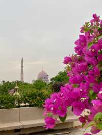 Pink, Peaceful, Perfect – The Magic of Putra Mosque