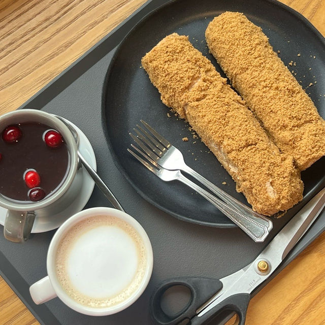 창원 빵순이들 모여라🥐🍴 어글리더클리 가봤어?