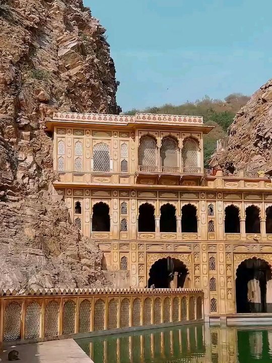 🏯 Amber Fort, Jaipur – A Royal Journey Through Time 👑