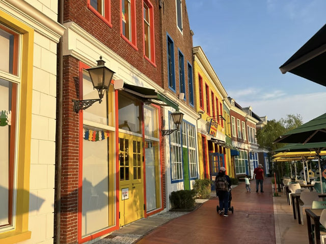 Huis Ten Bosch: A Miffy-Filled Day Trip & Hotel Stay! 🌷🐰