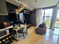 Cross Vibe Pattaya Seaphere โรงแรมสวยพัทยา 