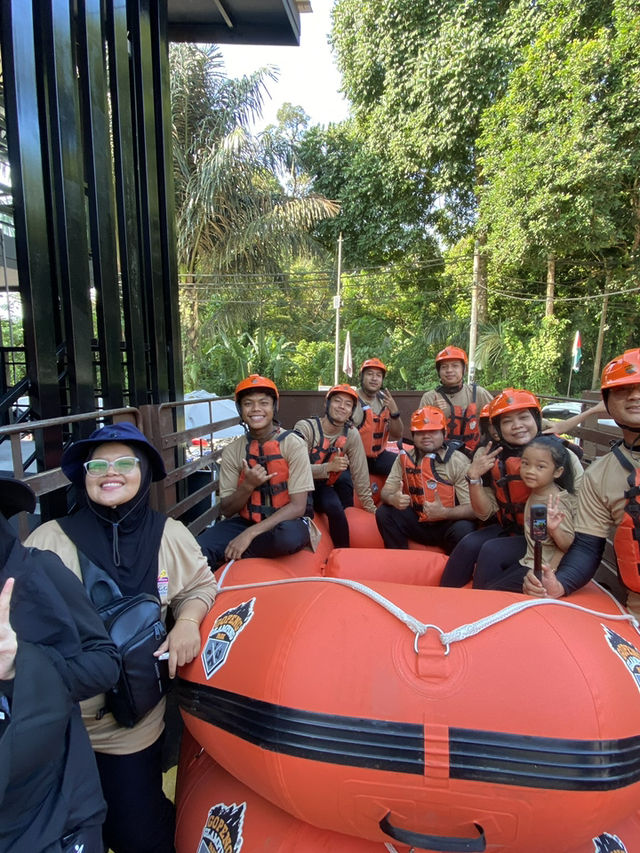 Gopeng Glamping & Rafting: Nature Meets Adrenaline Gopeng Glamping & Rafting: Nature Meets Adrenaline