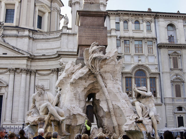 💦 A Masterpiece in Motion – Fountain of the Four Rivers, Rome