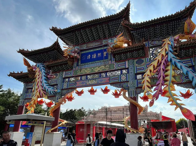 🕌 大召寺 Dazhao Temple – Hohhot’s Oldest, Grandest, and Most Revered Temple