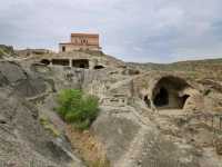 Caves, Cliffs & Ancient Vibes