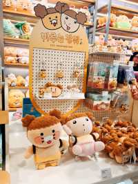 🇰🇷韓國首爾探店✨ Kakao Friends 弘大旗艦店🌼