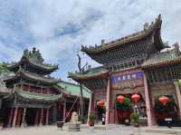 Sanyuan Chenghuang Temple
