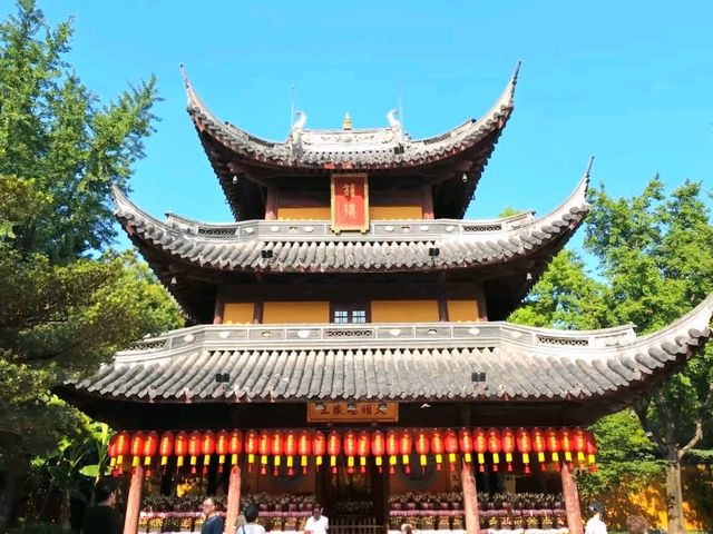 Longhua Temple – Oldest Buddhist Temple in Shanghai