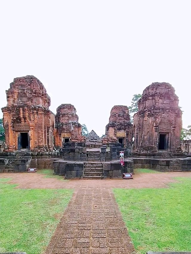 มาชมความงดงามของปราสาทเมืองต่ำกันไหม