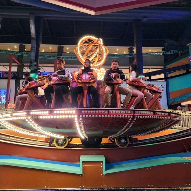สวนสนุกในร่ม(Skytropolis) Resorts World Genting 