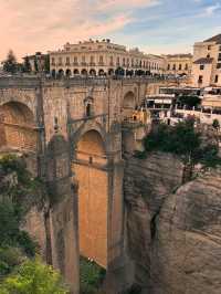 That Giant Crack in the Earth aka Tajo de Ronda