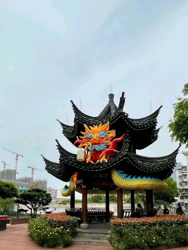 Nantang Old Street – Ningbo’s Time-Warped Pantry
